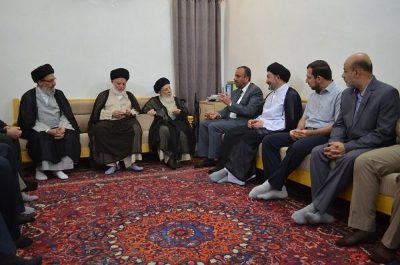 المرجع الحكيم  يستقبل أمين عام الروضة العلوية المقدسة ومحافظ النجف الأشرف